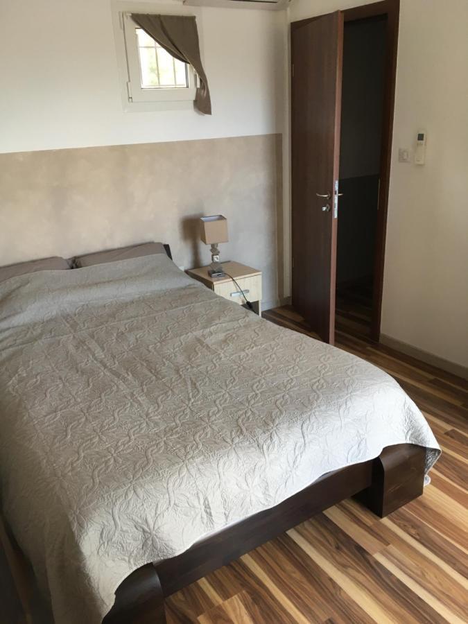Casa Basgiu, Chambres Avec Balcon Et Table D'Hotes Zilia Eksteriør billede