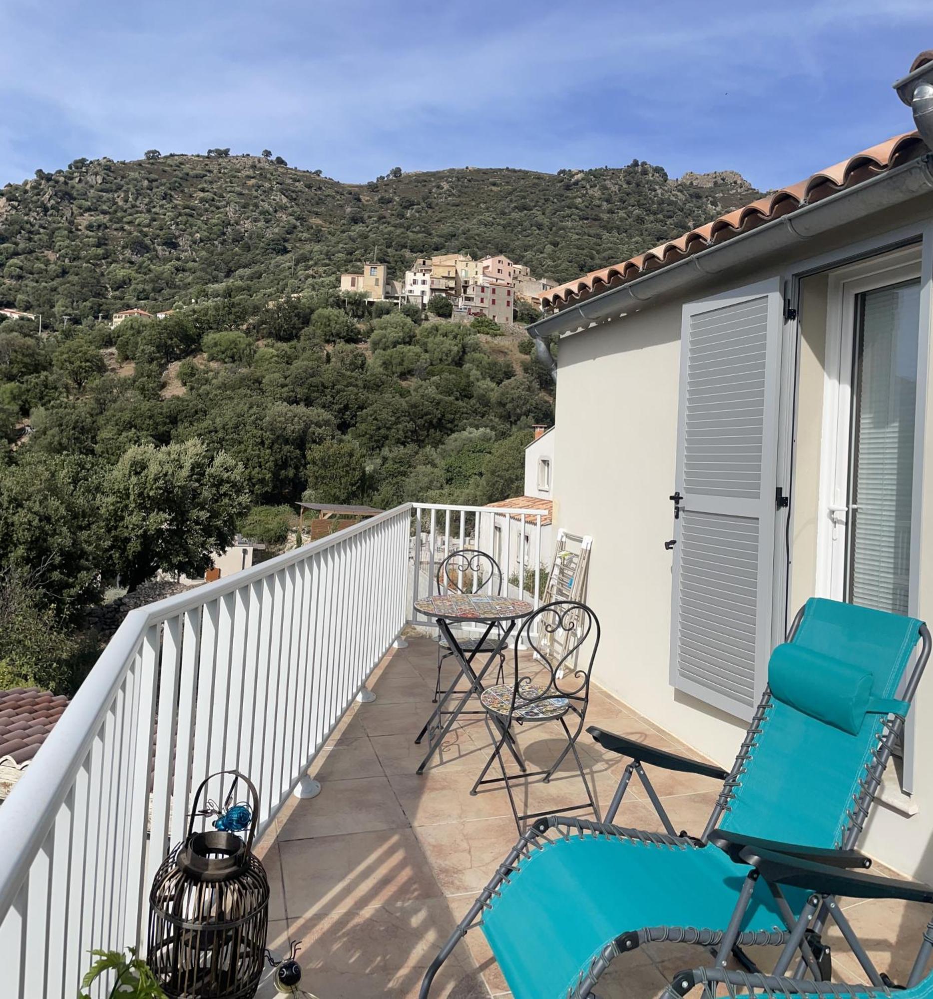 Casa Basgiu, Chambres Avec Balcon Et Table D'Hotes Zilia Eksteriør billede